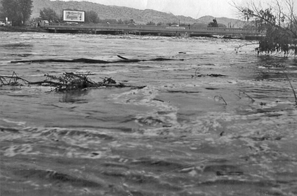 1969 Tulare River flood Features