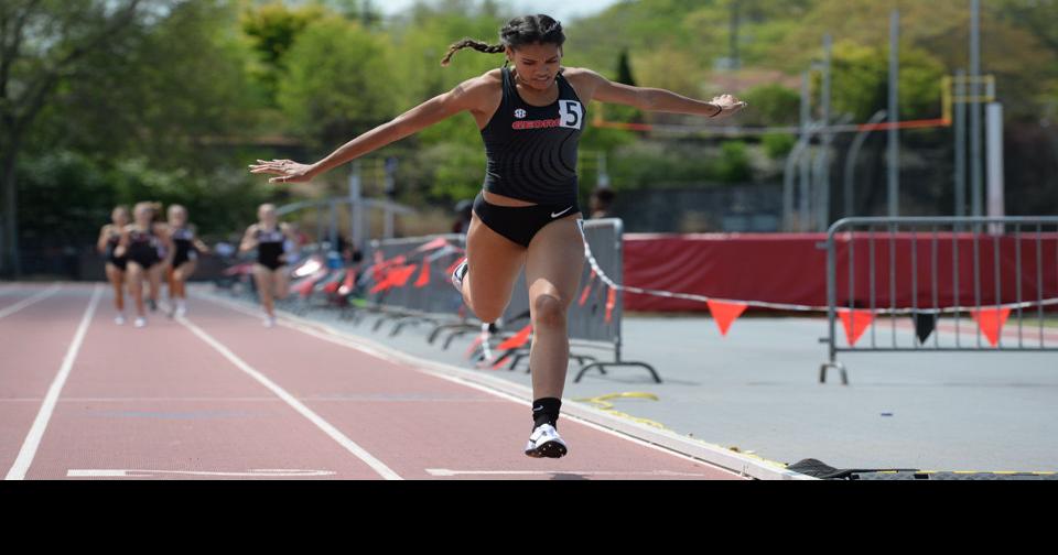 track and field earn three gold medals at the SEC Indoor Track & Field Championships