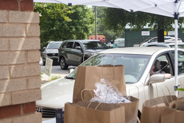 200627_ks_DriveThruMarket_0009.jpg