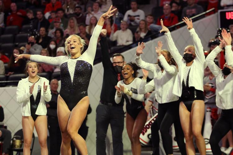 220121_JMW_gymdogsvUF_3549.jpg
