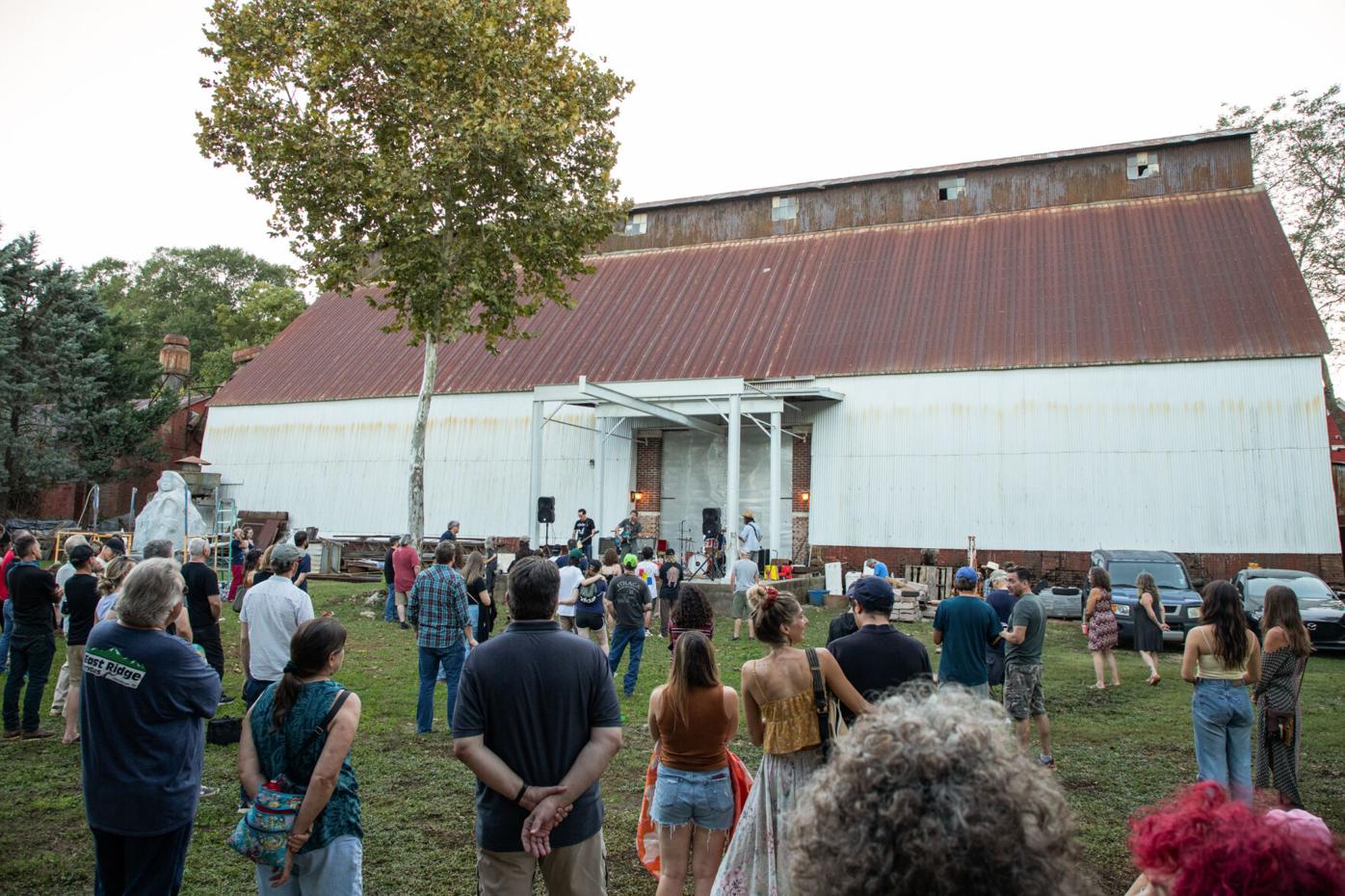 201010_JAG_porchfest3_014.jpg