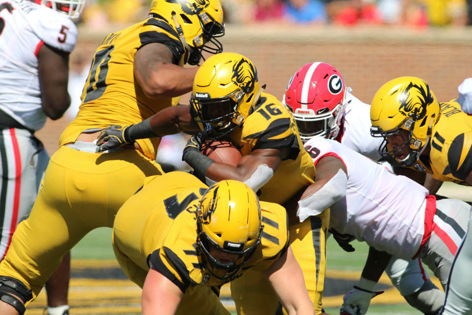 Damarea Crockett carries Missouri's offense in disappointing loss, Mizzou  Football