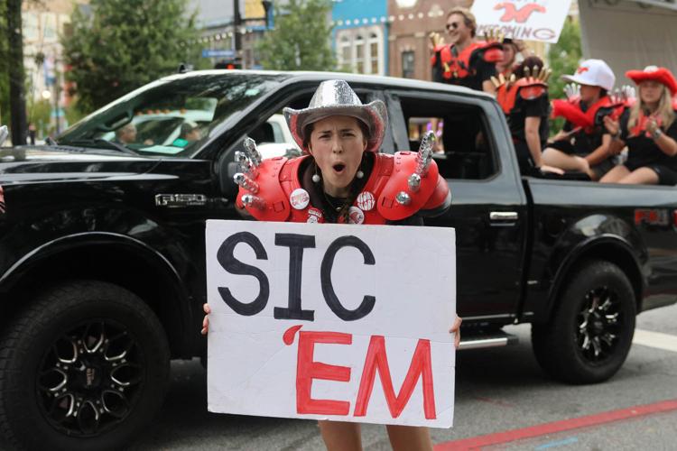 UGA’s 102nd Parade brings the celebration through downtown