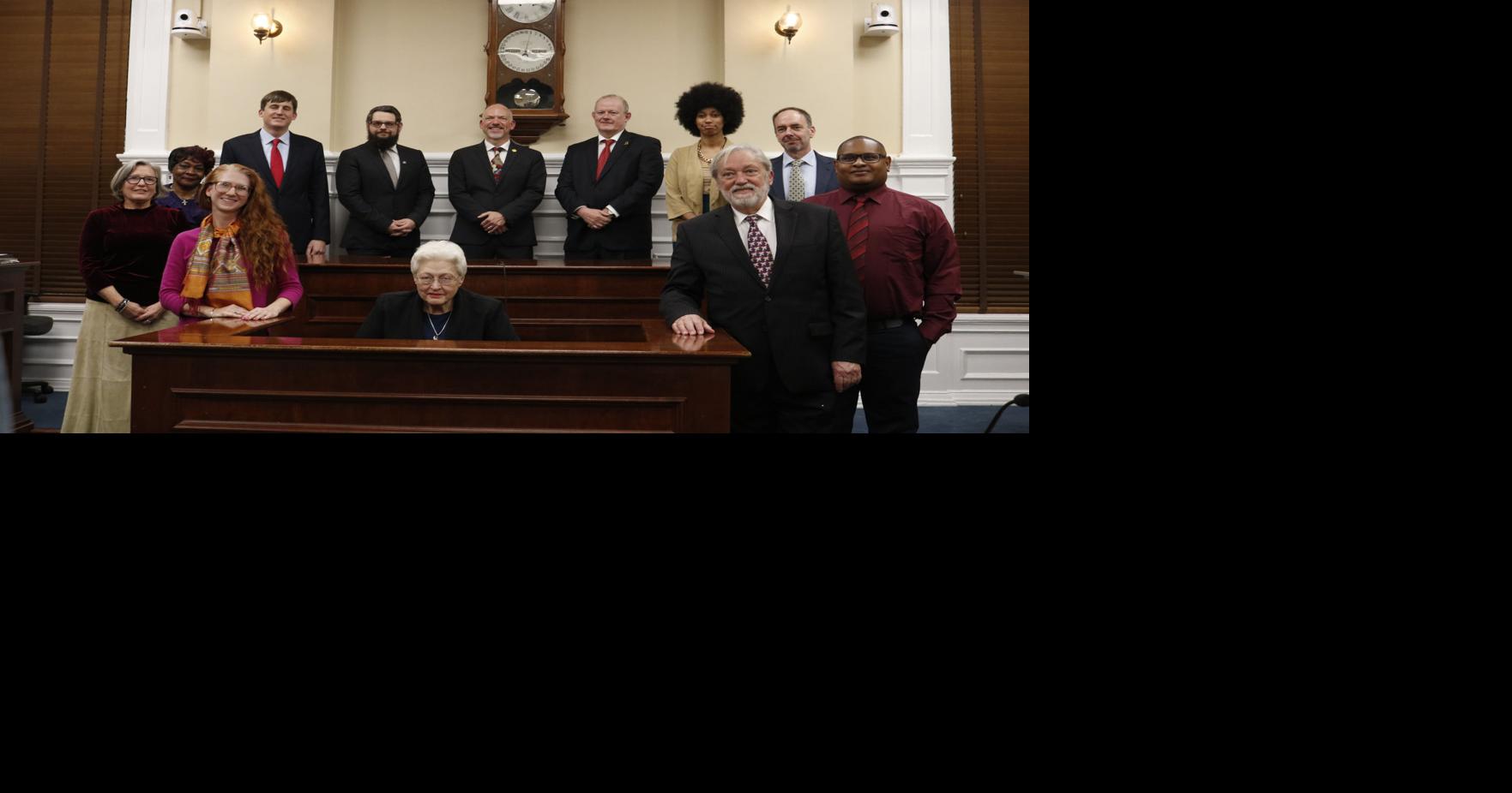 The fresh faces of Athens: Get to know the city's new mayor and ...