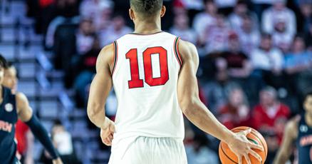 Georgia falls to Florida 72-63 in fourth straight loss