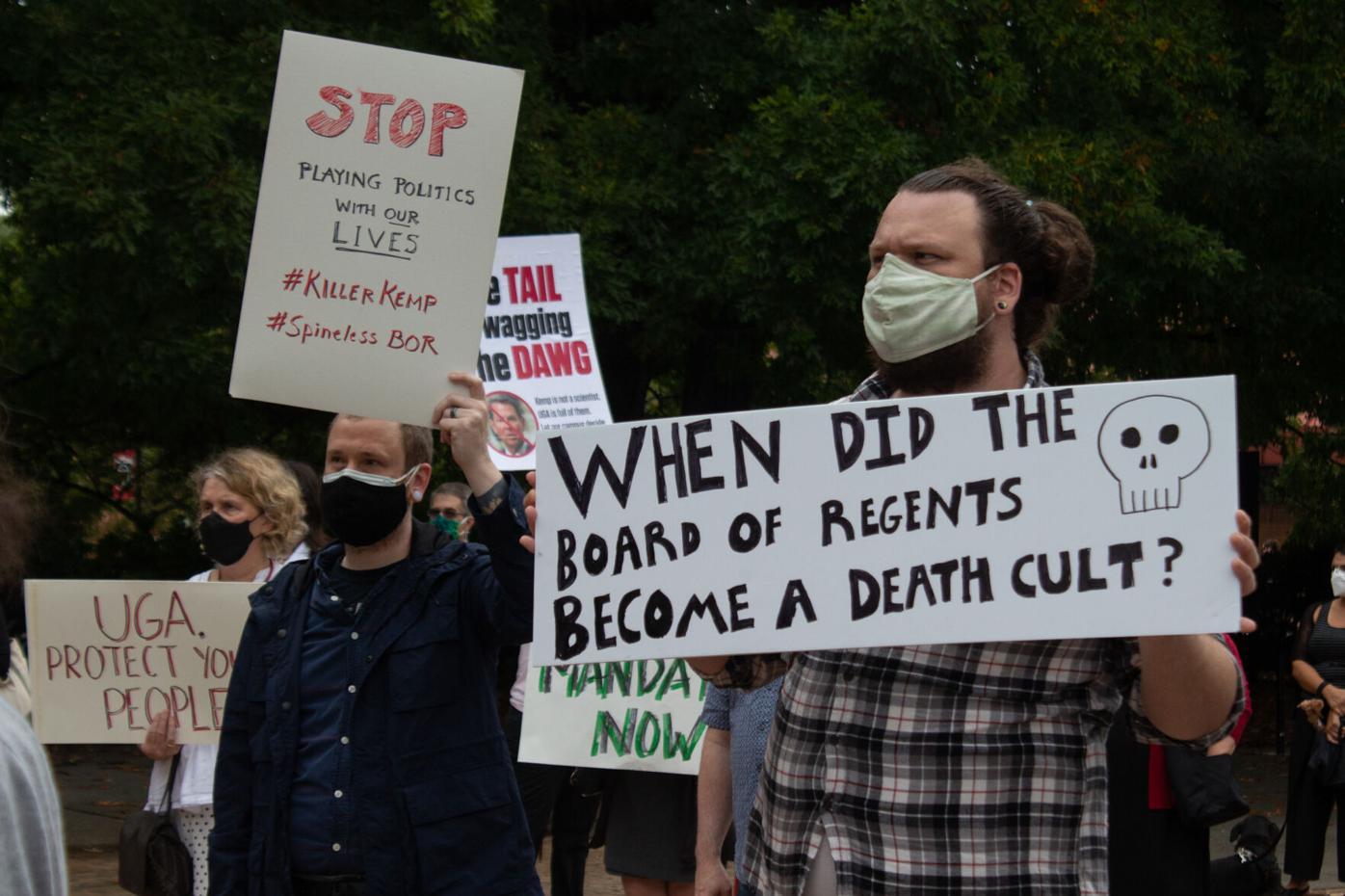 210916_SC_UCWGAProtestThurs_015.jpg
