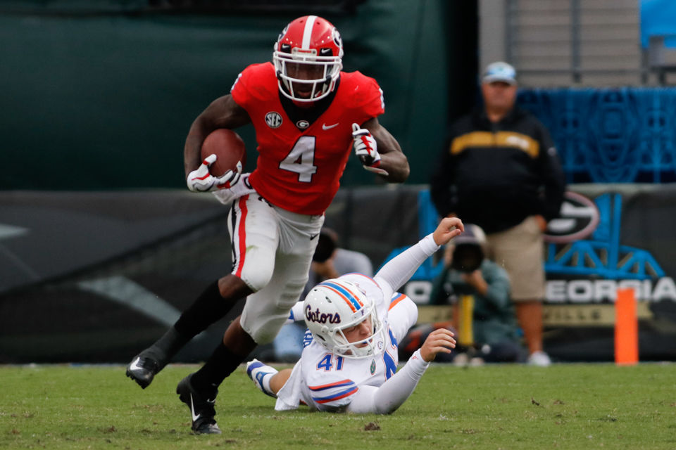 Mecole Hardman Georgia Bulldogs Unsigned Catching Photograph