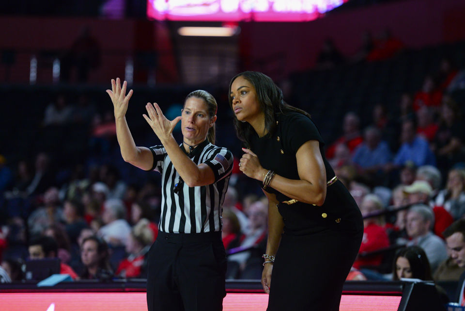191107_JCA_WBasketballKENN_28.jpg