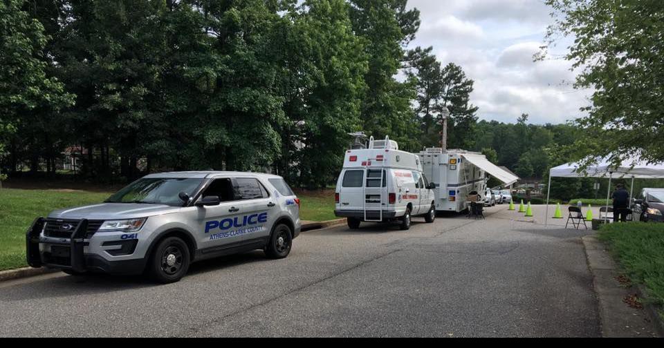 AthensClarke County SWAT team arrests suspect in Falling Shoals City