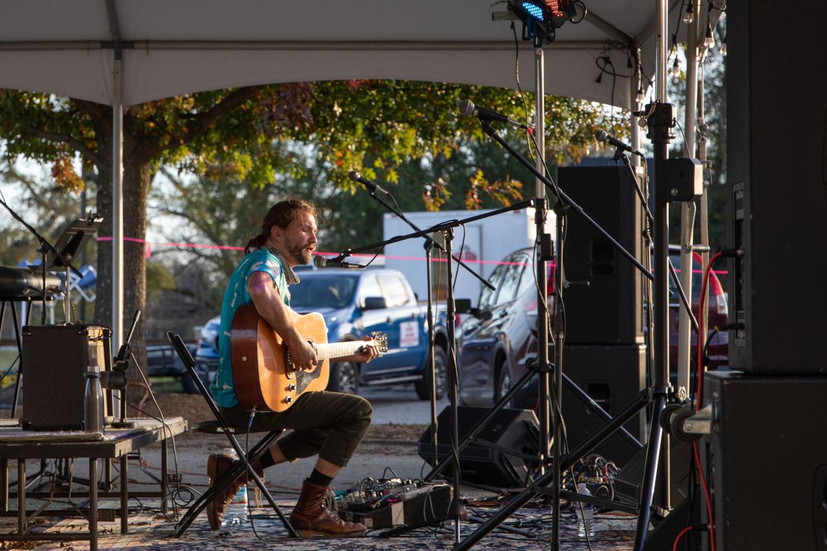 201114_mlm_ComerCoffeeConcert_355.jpg