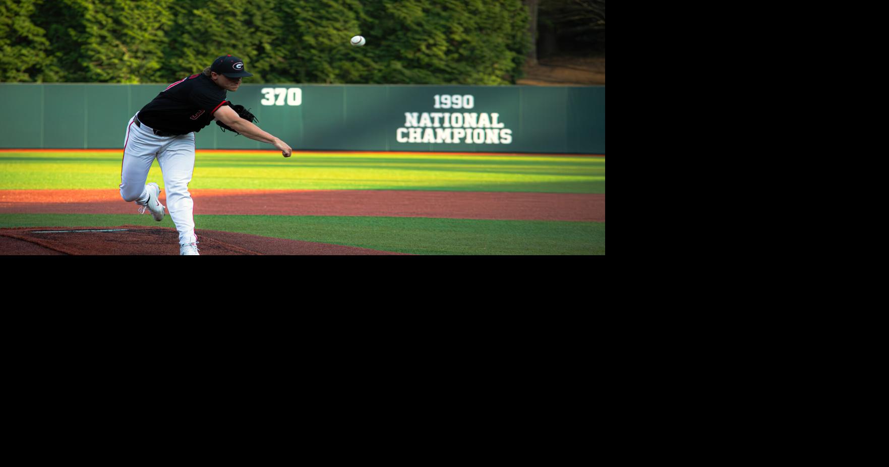 Florida upsets Georgia baseball in series opener with 8-2 verdict