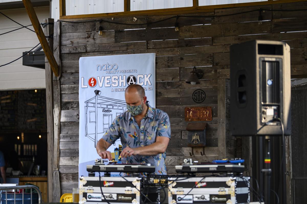 loveshack 0010.jpg