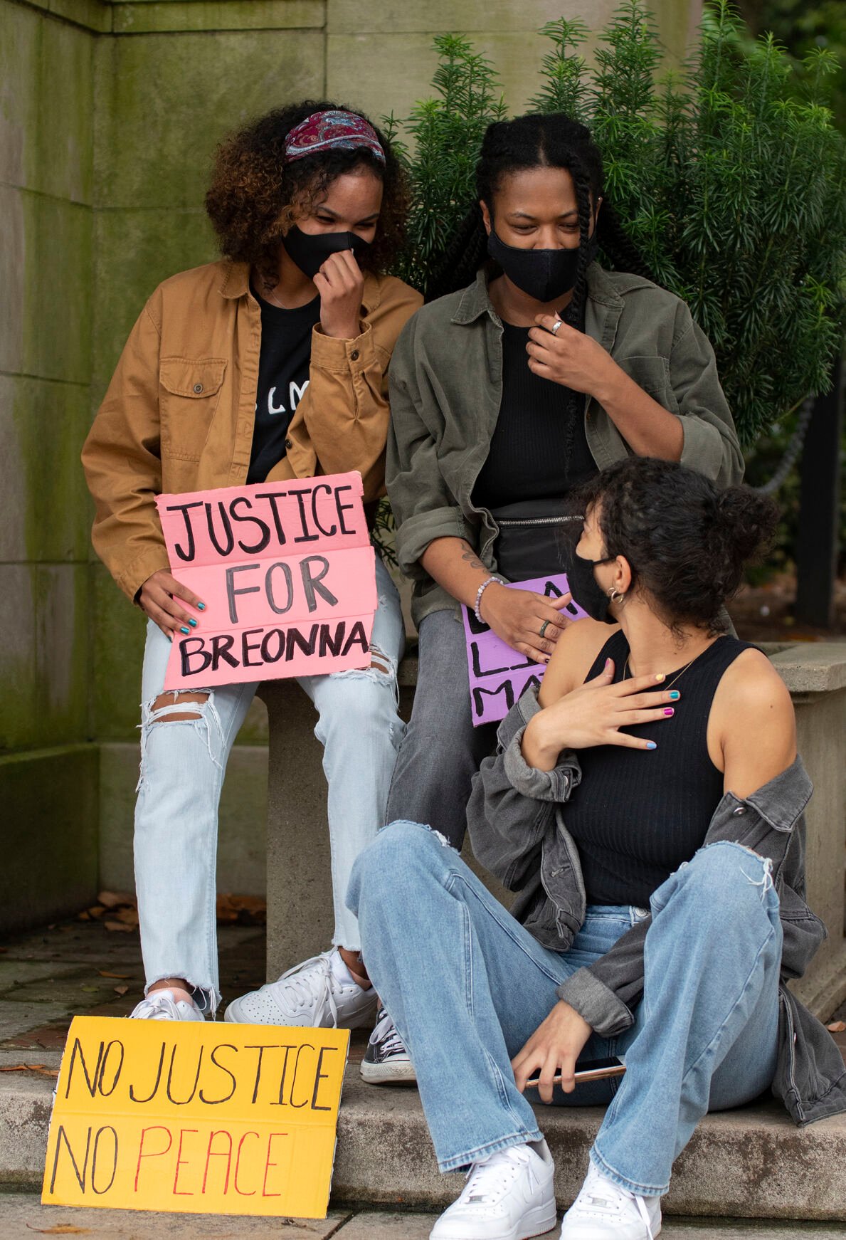 200925_ks_BreonnaProtest_01.jpg