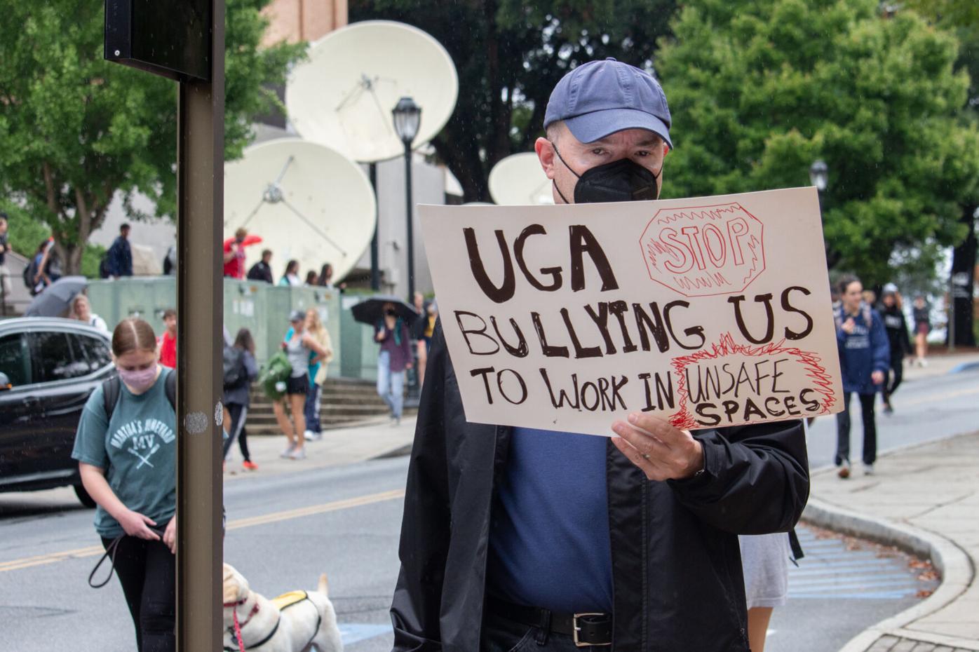 210916_SC_UCWGAProtestThurs_021.jpg