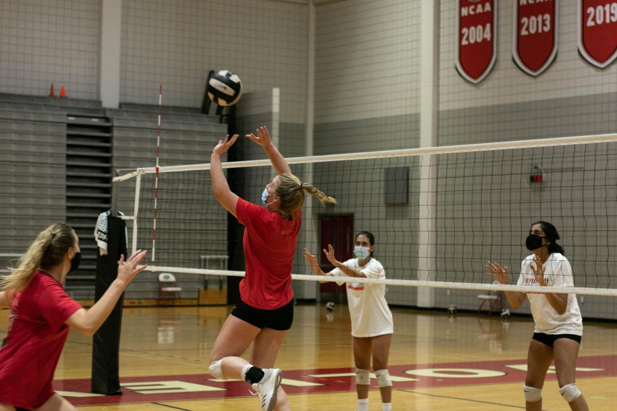 201111_ACI_ClubVolleyball_015.jpg