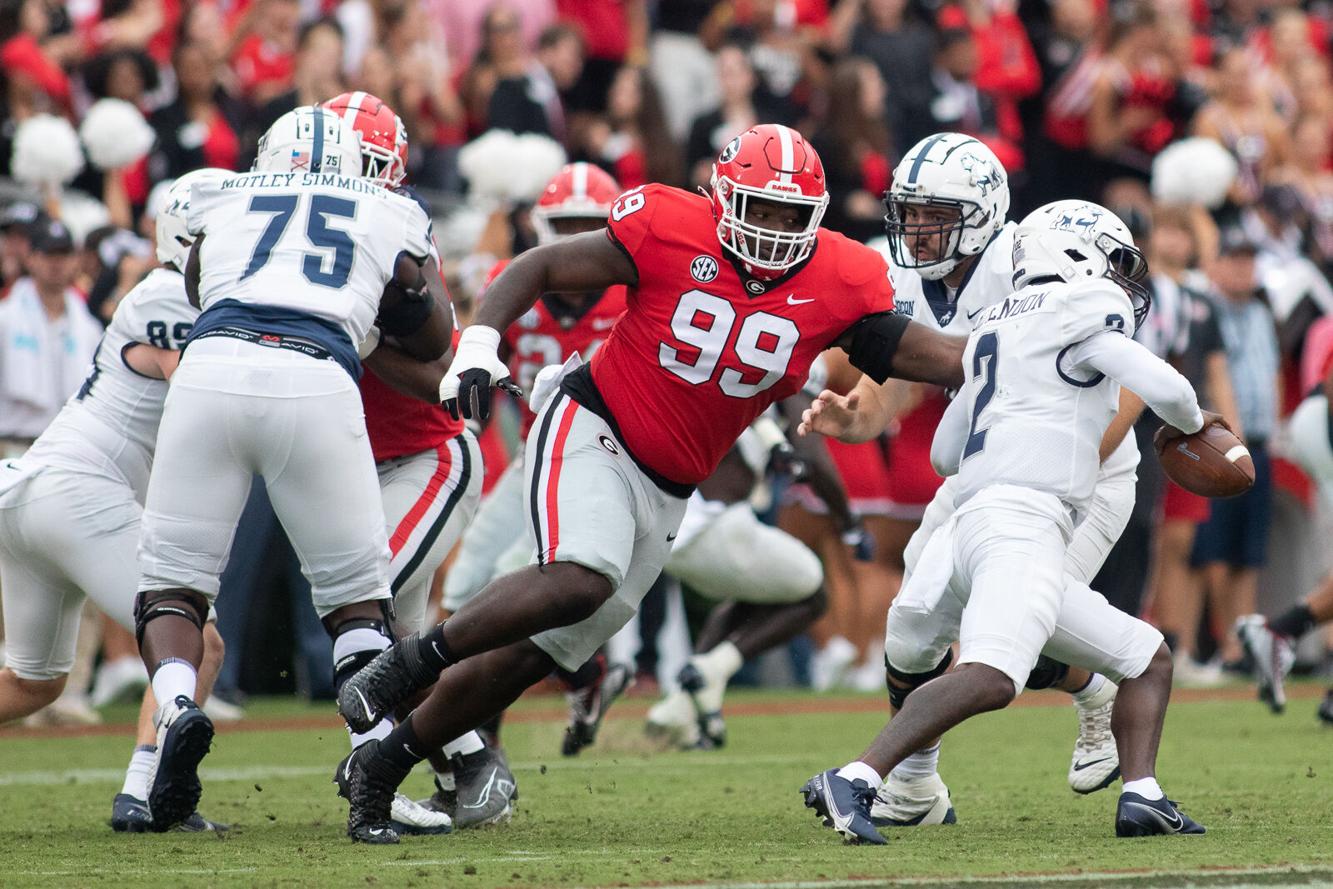 Defensive lineman Bear Alexander enters the transfer portal Football