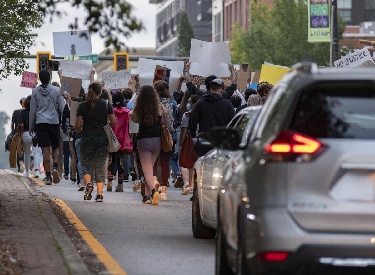 200925_ks_BreonnaProtest_17.jpg
