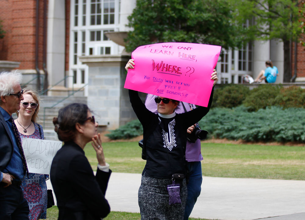 20190426_dr_OseiFrimpongProtest0002.jpg