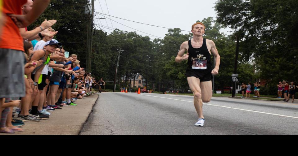 Clemson graduate finishes first at Milledge Mile race Sports
