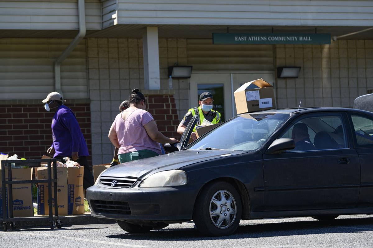 200507_tmg_fooddrivethrough_0021.jpg