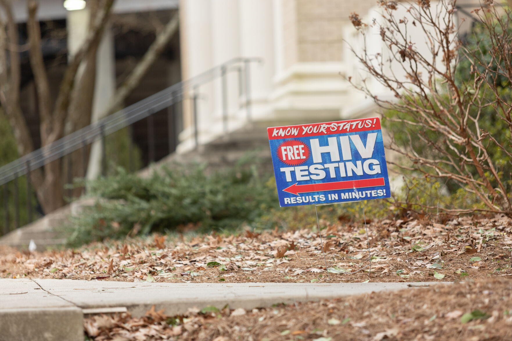 Live Forward provides free pop-up HIV testing on UGA campus - Vimarsana News