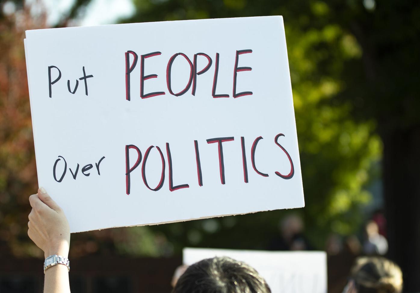 210913_kes_MandateProtest_001.jpg