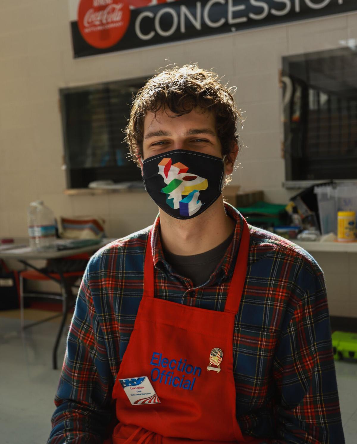 201103_ZJT_ElectionDay_005.jpg