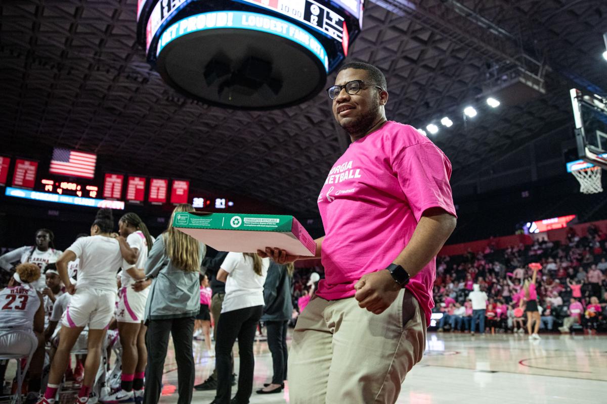 Photos Georgia Women S Basketball Defeats The Alabama Crimson