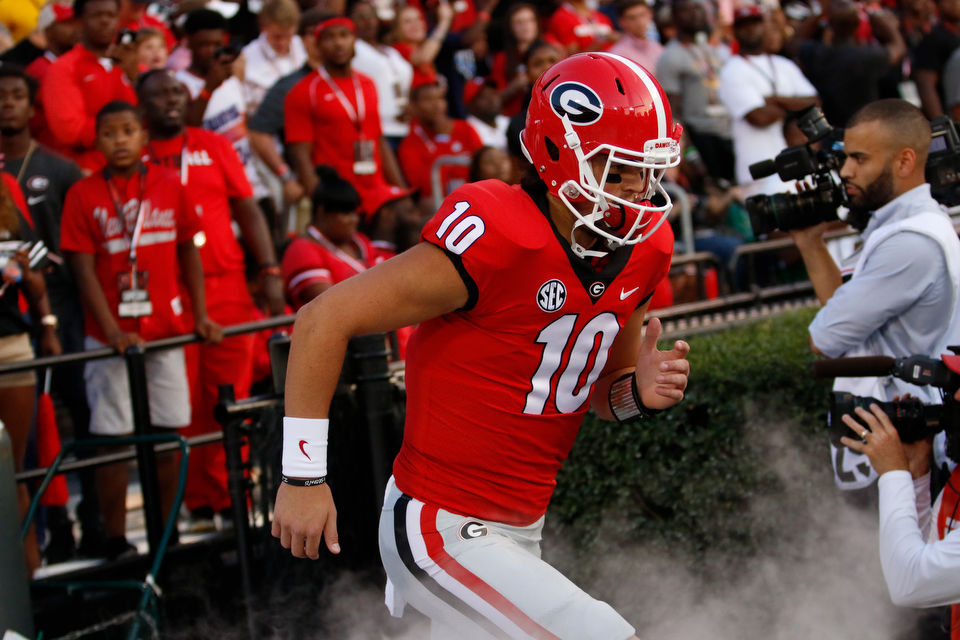 Georgia QB Jacob Eason out with sprained left knee