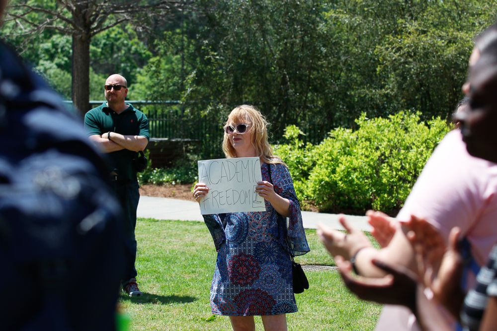 20190426_dr_OseiFrimpongProtest0009.jpg