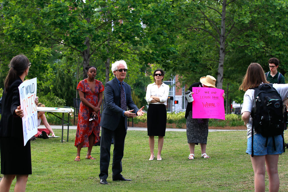 20190426_dr_OseiFrimpongProtest0010.jpg