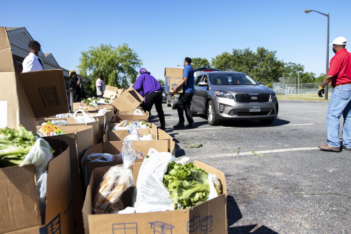 200507_tmg_fooddrivethrough_0032.jpg