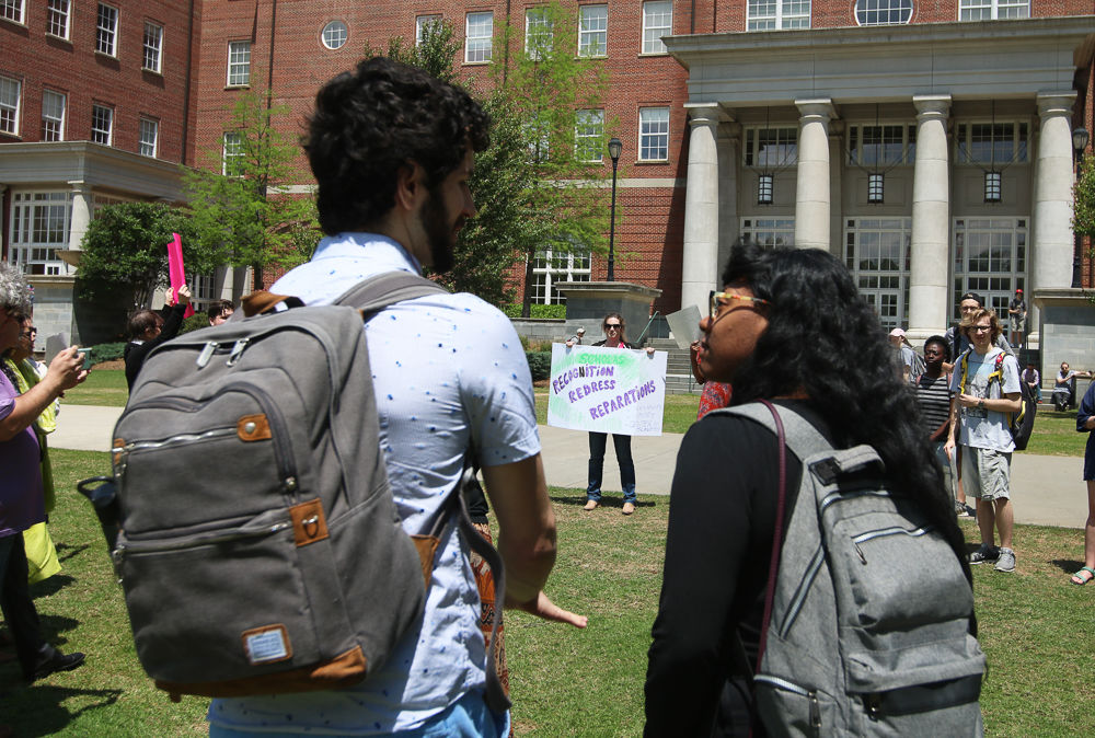 20190426_dr_OseiFrimpongProtest0013.jpg