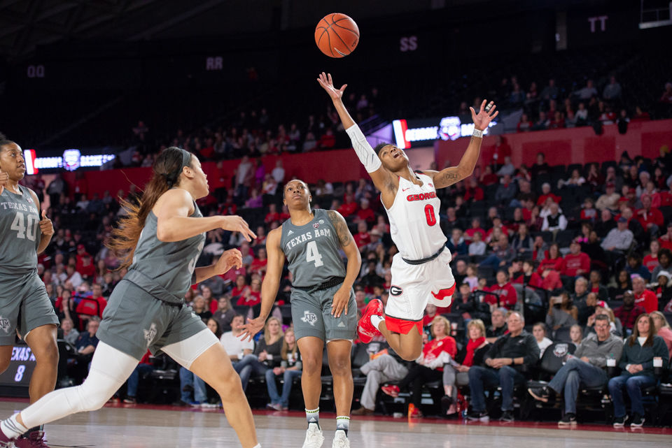 190120_jca_wbasketball_05.jpg