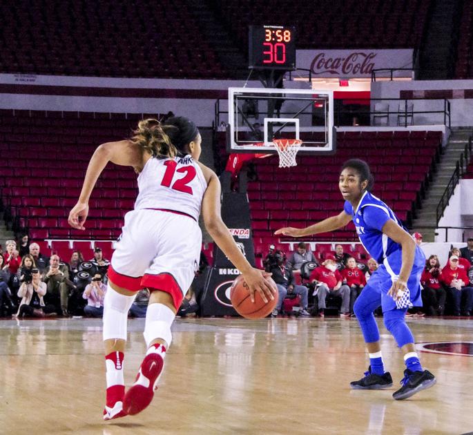 Georgia Women S Basketball Enters Top 25 Of Usa Today Coaches Poll