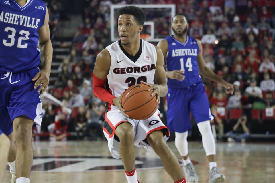 PHOTOS: Basketball Vs. UNC Asheville | Multimedia | Redandblack.com