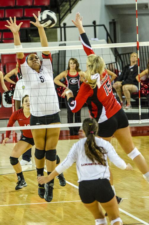 Georgia volleyball matches last season's win total with victory over ...