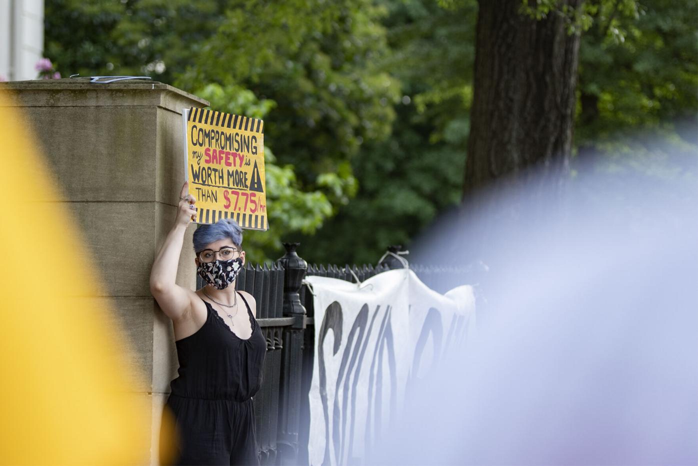 210430_ks_YearEndProtest_010.jpg