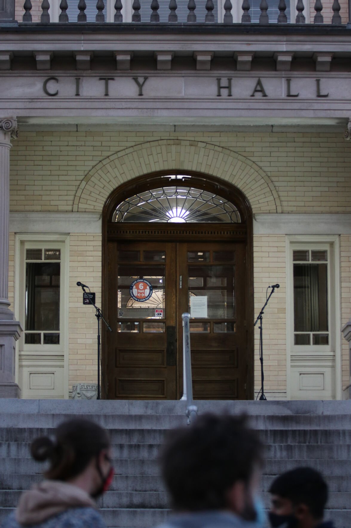 201117_slg_HouleCeremony_09.jpg