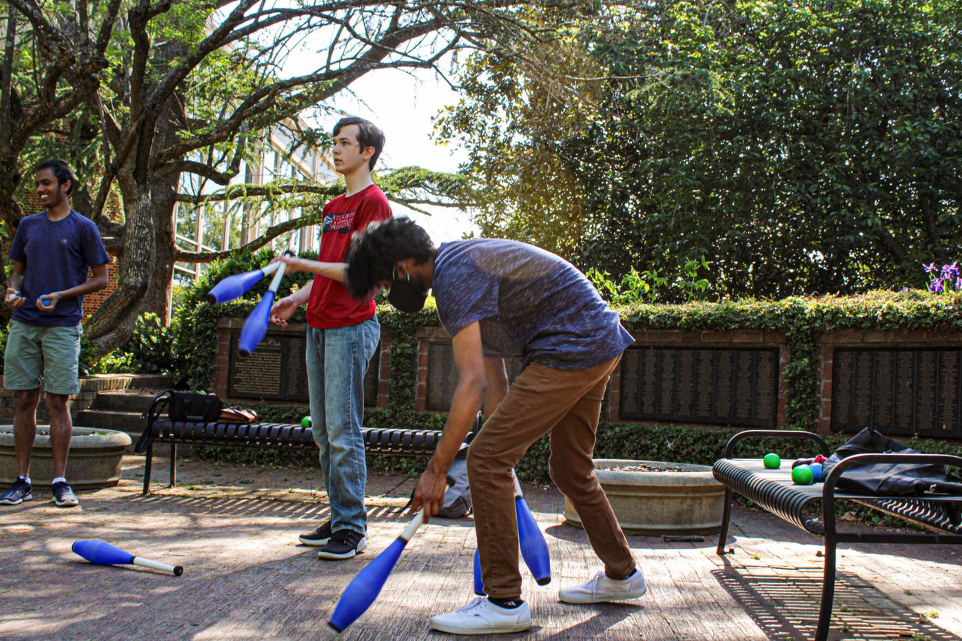 210426_MDV_juggling club 002.jpg