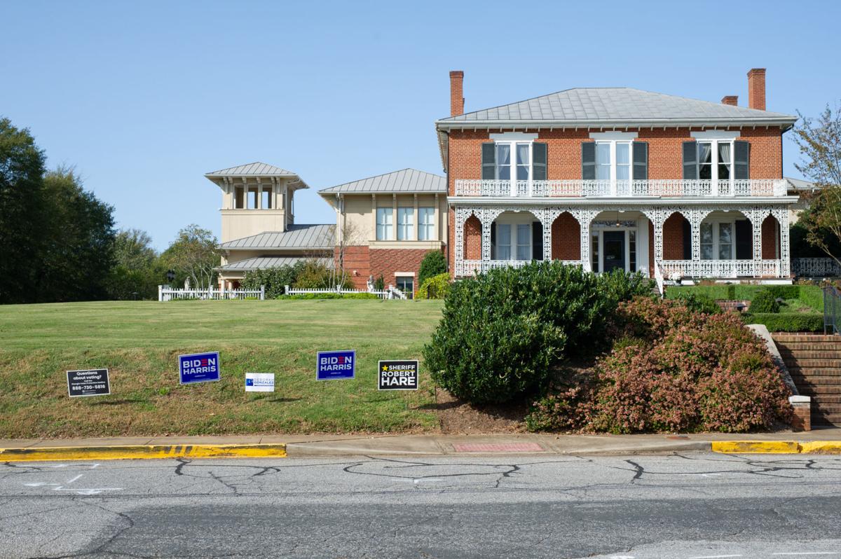 201103_MAC_ElectionDay-1.jpg