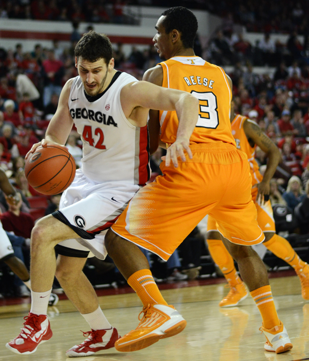 Men's Basketball vs. Tennessee Rbtv