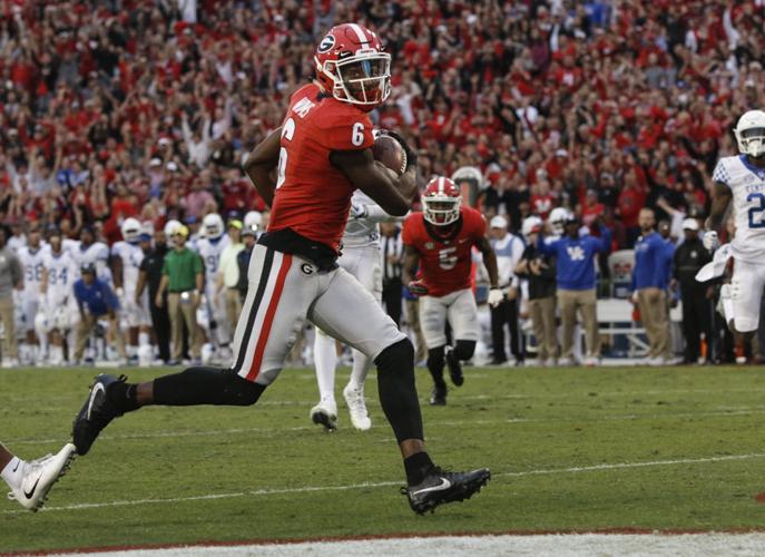 PHOTOS vs. Kentucky First Half Multimedia