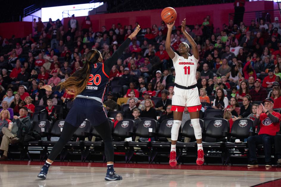 Second Half Push Not Enough For Georgia Women S Basketball To