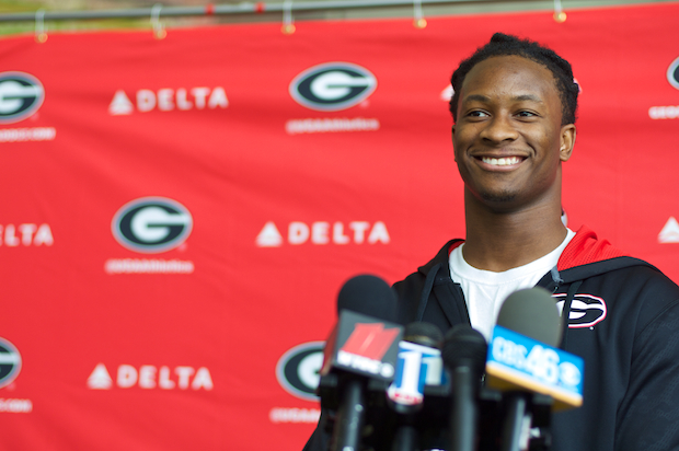 Todd Gurley participates in first full practice with St. Louis