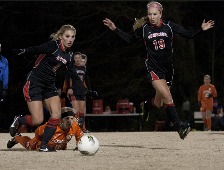 Uga Soccer Team To Open Preseason Camp Monday Georgia Sports Redandblack Com