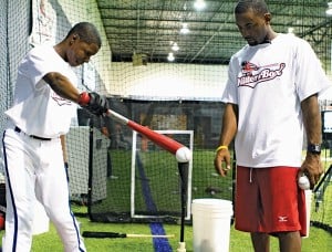 Javy Lopez, Atlanta Braves editorial stock image. Image of atlanta