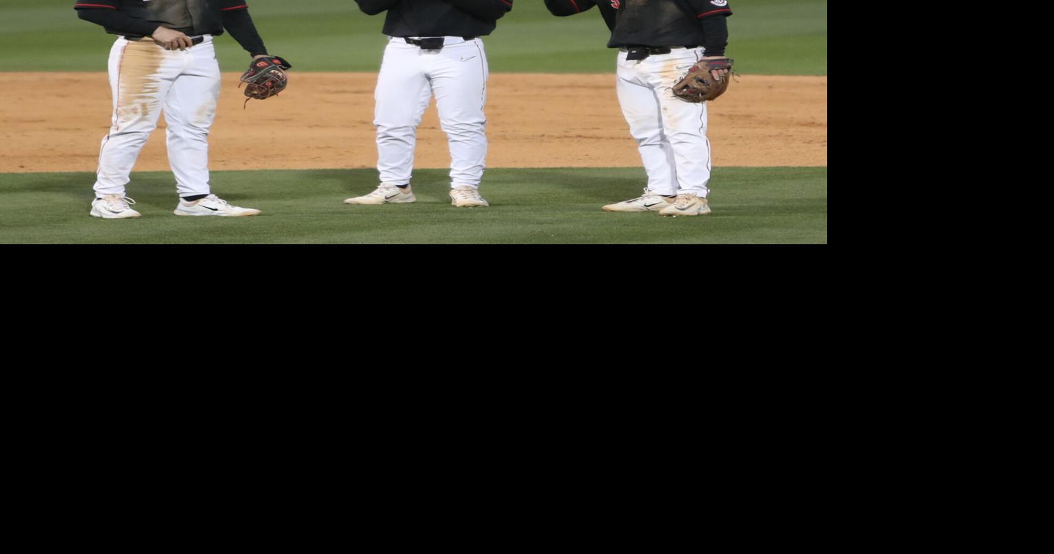 Georgia baseball holds off Kennesaw State comeback with 6-4 victory, Baseball