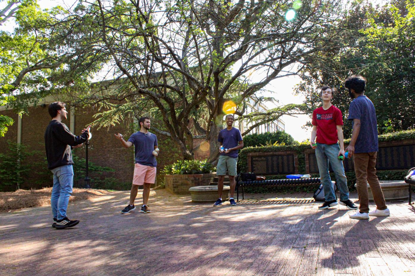 210426_MDV_juggling club 008.jpg
