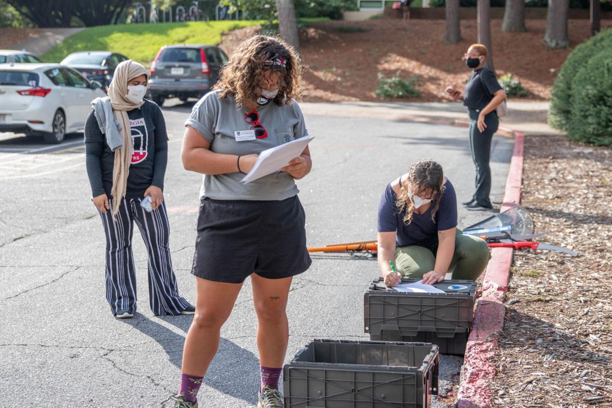 200829_SMH_DawgDayofService-2.jpg